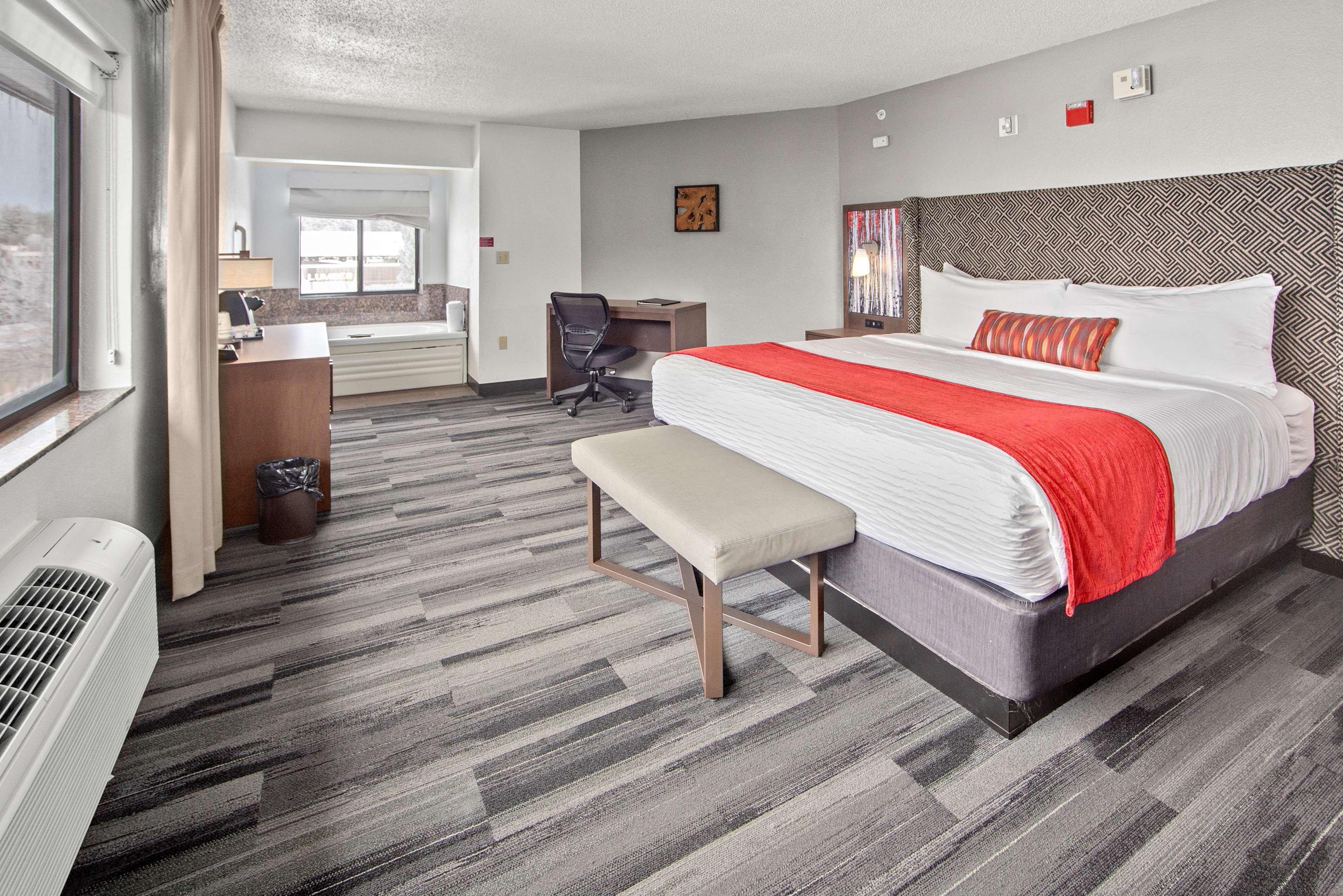Best Western Plus Mccall Lodge And Suites Bagian luar foto